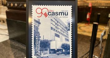 Lanzamiento del sello conmemorativo por los 90 años de Casmu